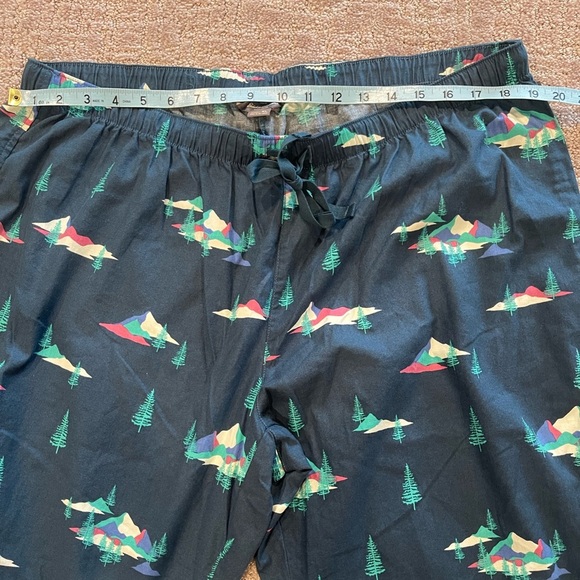 NWT Eddie Bauer Women’s Flannel Pajama Bottoms, Blue with Evergreen Trees, XL - Picture 9 of 14